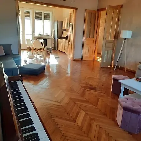 Old Town Boheme Apartment *