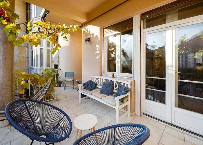 Old Town Boheme Apartment